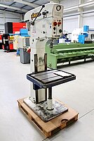 ALZMETALL AB 4 HST, Metallbearbeitungsmaschinen, Bohrwerke / Bearbeitungszentren / Bohrmaschinen, Säulenbohrmaschine
