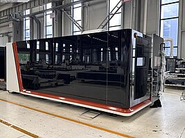 BODOR P4 12kW, Metallbearbeitungsmaschinen, Blechbearbeitung / Scheren / Biegen / Richten, Laserschneidmaschine