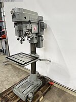 ALZMETALL AB 3 ESV, Metallbearbeitungsmaschinen, Bohrwerke / Bearbeitungszentren / Bohrmaschinen, Säulenbohrmaschine