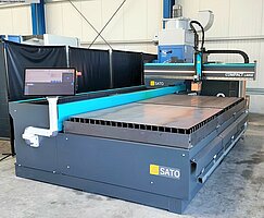 SATO Compact Large, Metallbearbeitungsmaschinen, Blechbearbeitung / Scheren / Biegen / Richten, Brennschneidemaschine