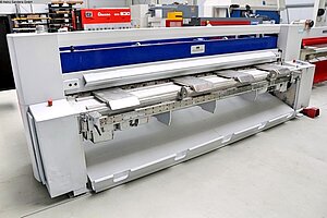 SCHROEDER PDC 3200/3.0, Metallbearbeitungsmaschinen, Blechbearbeitung / Scheren / Biegen / Richten, Tafelschere - mechanisch