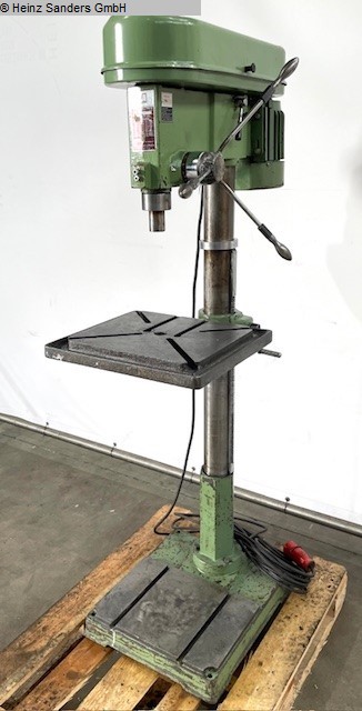 KNUTH KB 32, Metallbearbeitungsmaschinen, Bohrwerke / Bearbeitungszentren / Bohrmaschinen, Säulenbohrmaschine