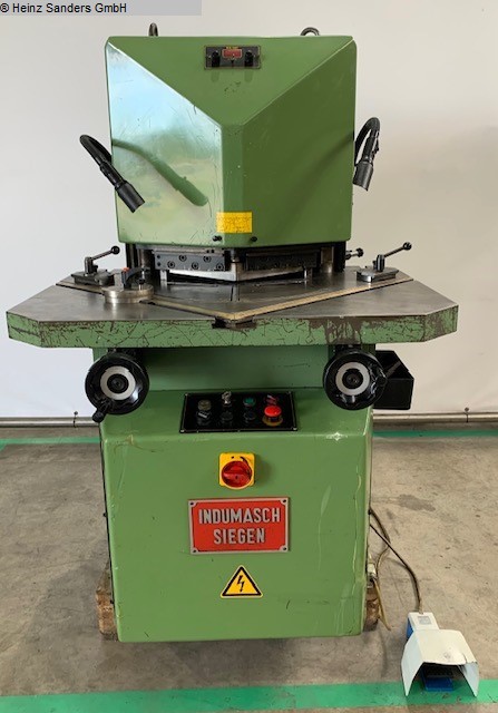 INDUMASCH 206, Metallbearbeitungsmaschinen, Blechbearbeitung / Scheren / Biegen / Richten, Ausklinkmaschine