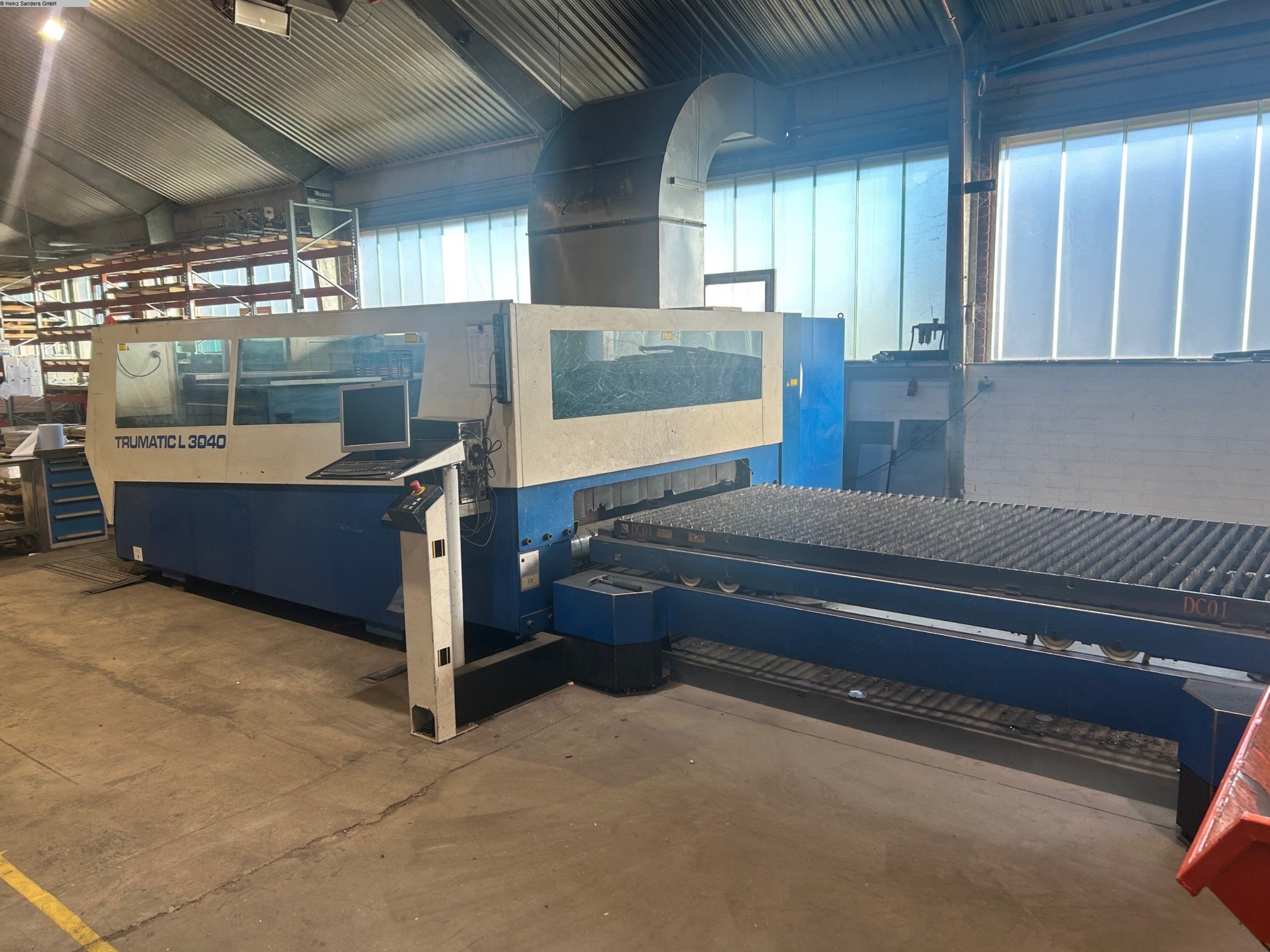 TRUMPF Trumatic L 3040, Metallbearbeitungsmaschinen, Blechbearbeitung / Scheren / Biegen / Richten, Laserschneidmaschine