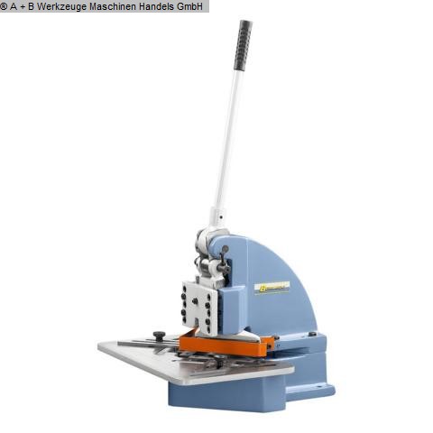 BERNARDO AK 150, Metallbearbeitungsmaschinen, Blechbearbeitung / Scheren / Biegen / Richten, Ausklinkmaschine