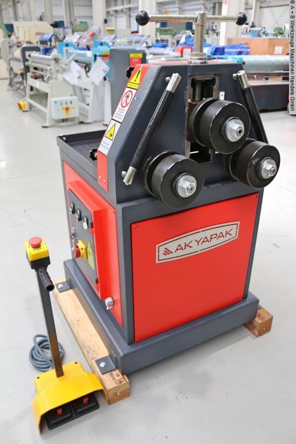 AK BEND APK 35, Metallbearbeitungsmaschinen, Blechbearbeitung / Scheren / Biegen / Richten, Ring- Profil- Biegemaschine