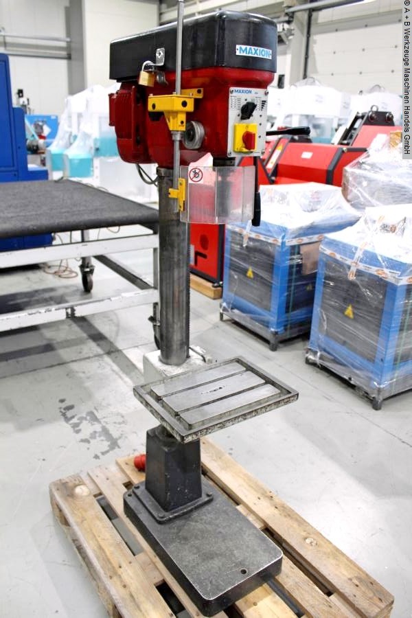 MAXION BS 20, Metallbearbeitungsmaschinen, Bohrwerke / Bearbeitungszentren / Bohrmaschinen, Säulenbohrmaschine