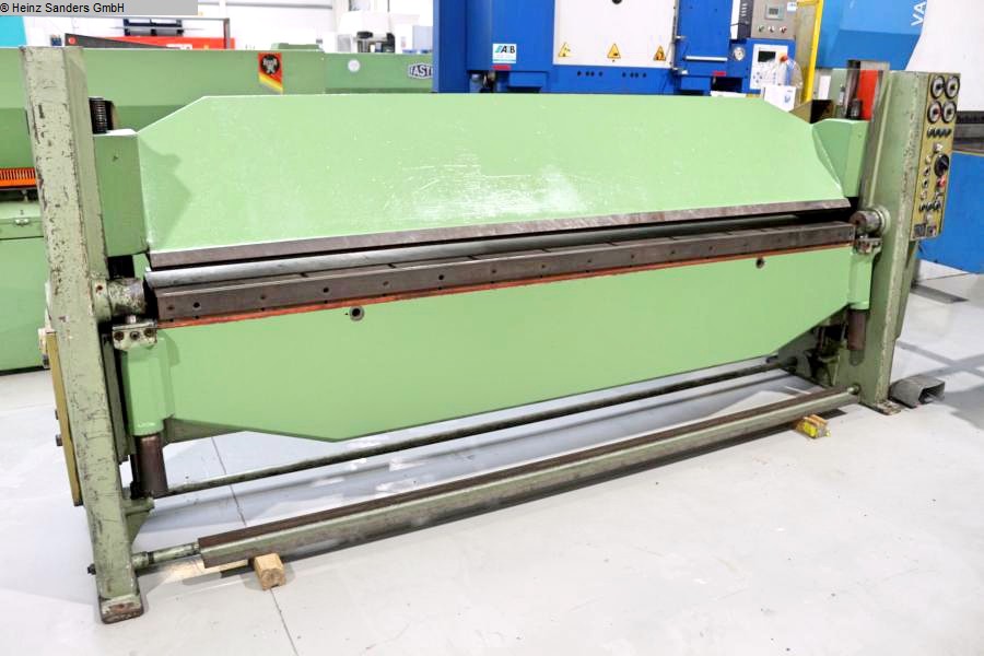 HERA UM III / 3020 x 3.0, Metallbearbeitungsmaschinen, Blechbearbeitung / Scheren / Biegen / Richten, Schwenkbiegemaschine