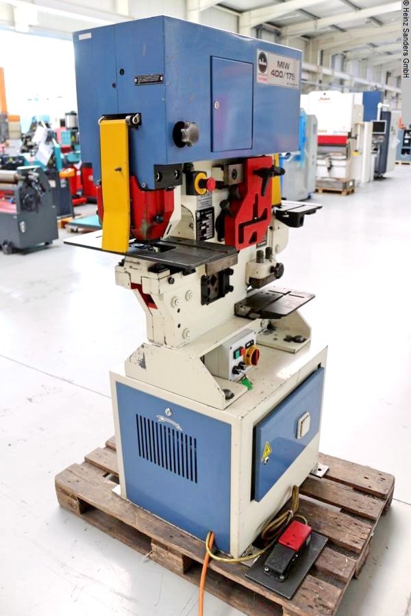 MUHR & BENDER MIW 400, Metallbearbeitungsmaschinen, Blechbearbeitung / Scheren / Biegen / Richten, Profilstahlschere