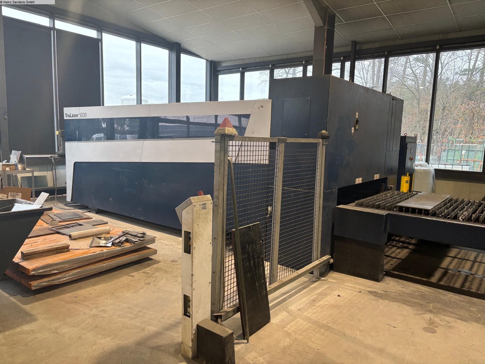 TRUMPF TruLaser 5030 3kW Fiber, Metal Processing, Sheet metal working / shaeres / bending, Laser Cutting Machine